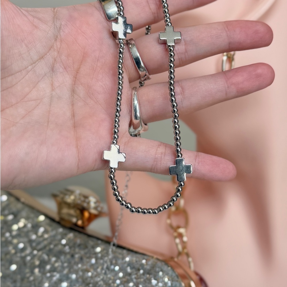 ⚜️ Minimalist Silver Cross Charm Necklace ❤️‍🔥 - Picture 7 of 7
